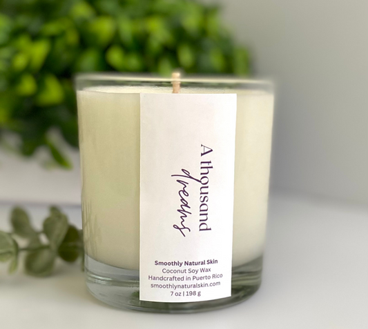 A thousand dreams candle has a fruity and floral notes over a combination of musk, sandalwood and amber to add a delicate sensual touch.