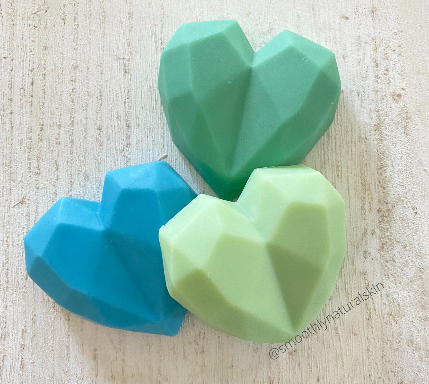 Essential Oil 3D Heart Soap is made in small batches using the cold process method. To elaborate this soap we are using nourishing butters, conditioning oils. This soap is scented with Bergamot, Lemon or Lemongrass Essential oil. This soap belong to our Essential collection. For more soap scented with essential oil visit our page; in the Essential collection section. Smoothly Natural Skin 