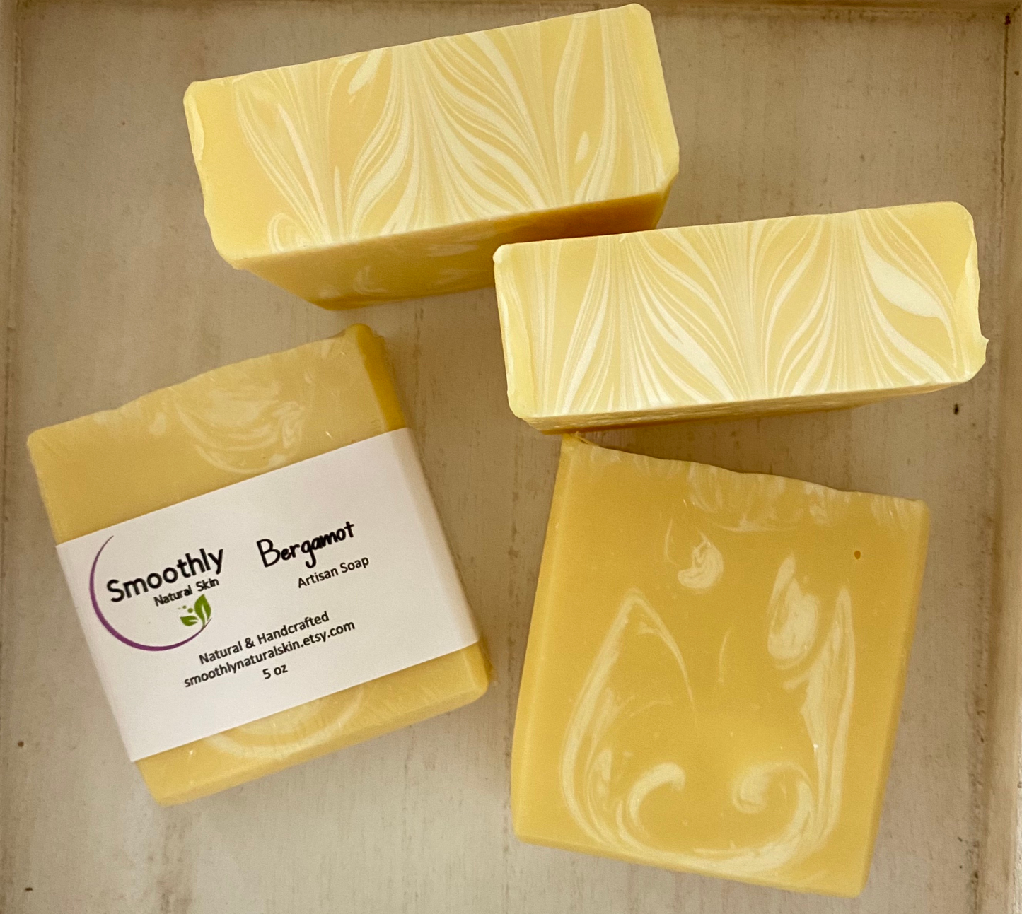 Bergamot Soap is crisp, clean and juicy with a subtle floralcy; the citrus jewel of the Mediterranean (bergamot essential oil) is uplifting and bright. This combination produce a citrus scent. Smoothly Natural Skin 